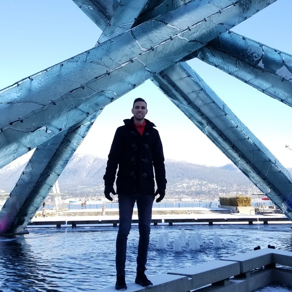 🇨🇺👓Meet your Posher, Julian - Picture 3 of 3